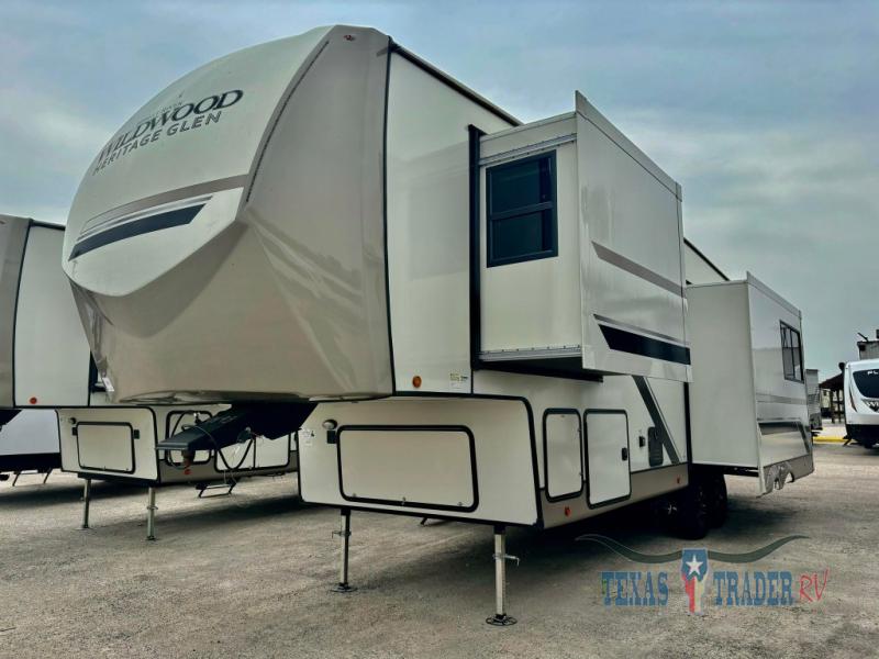 New 2024 Forest River RV Wildwood Heritage Glen 286RL Fifth Wheel at Ron Hoover RV & Marine