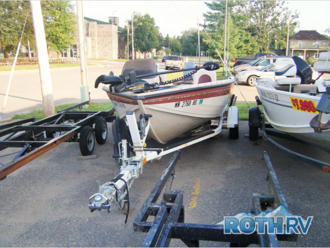 Used 1999 Crestliner Fish Hawk 1650 SC Aluminum Fishing Boat at Roth RV, Deerwood, MN