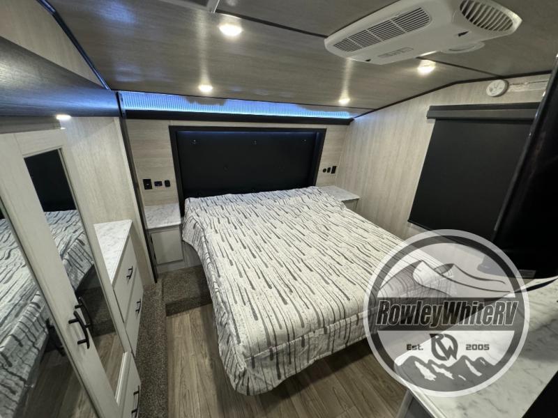 New 2025 Genesis Supreme G335CKG Toy Hauler Fifth Wheel at