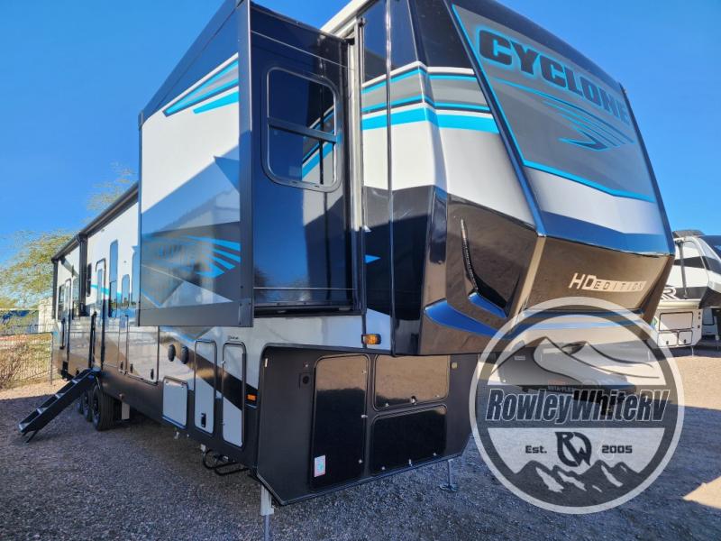 New 2025 Heartland Cyclone 4215 Toy Hauler Fifth Wheel at Rowley