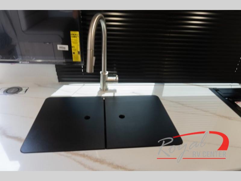 2025 Micro Minnie/2100BH/2025 image-16