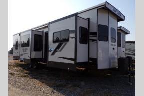 New 2022 Forest River RV Sierra 420FL Photo