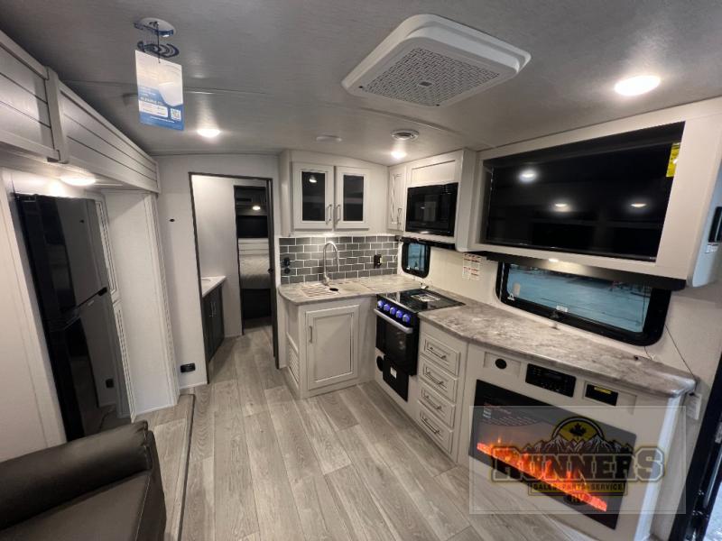 New 2024 Keystone RV Cougar Half-Ton 25RDSWE Travel Trailer at Runners ...