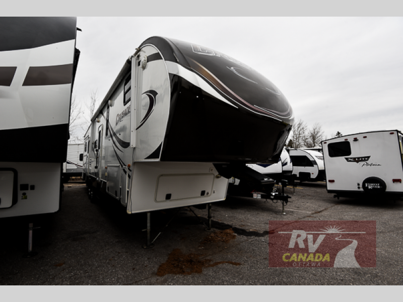 Used 2013 Prime Time RV Crusader 355BHQ Fifth Wheel at RV Canada Ottawa ...