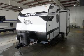 New 2025 Jayco Jay Feather Air 18MBH Photo