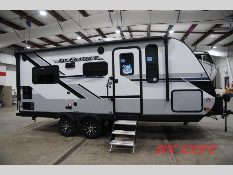 New 2024 Jayco Jay Feather 19MRK Travel Trailer at RV City Morinville