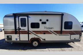 New 2024 Gulf Stream RV Vintage Cruiser 19CSK Photo