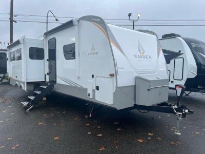 travel trailer with bunkhouse and kitchen island