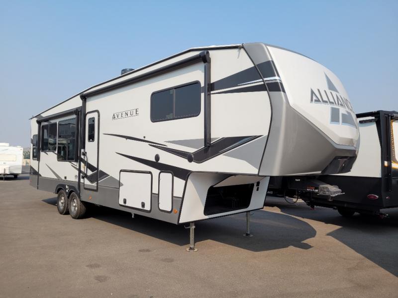 2022 Alliance RV Avenue 32RLS 