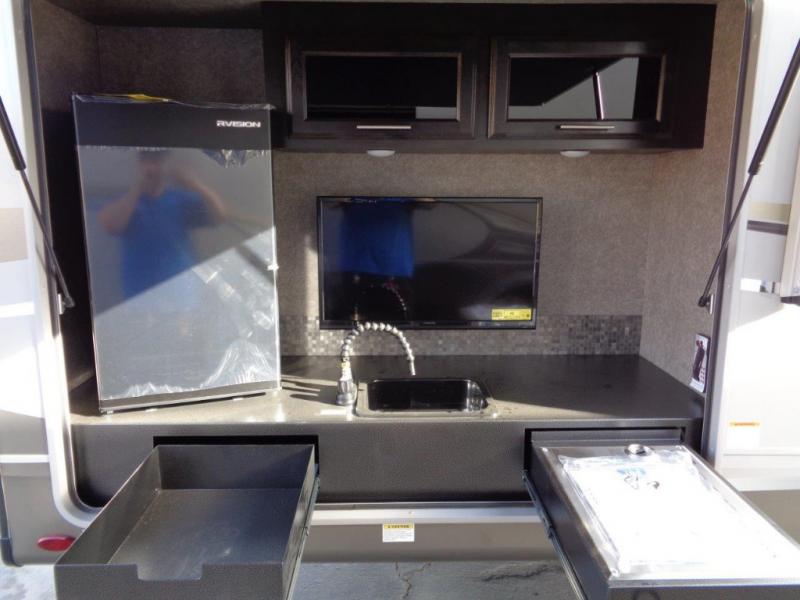Jayco Eagle HT 27.5RLTS: Counter-top extension