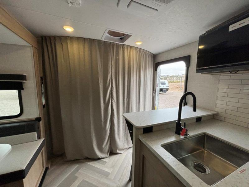 New 2024 Ember RV ESeries 22ETS For Sale in Laughlin, NV (2336129)