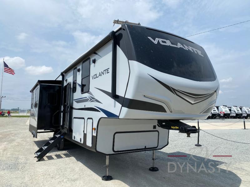 used fifth wheel toy hauler