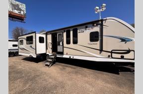 Used 2019 Coachmen RV Freedom Express Liberty Edition 323BHDSLE Photo