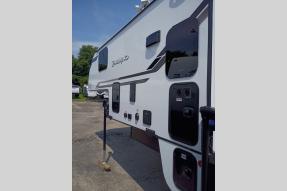 New 2026 Palomino Hardside HRHS3201 Photo