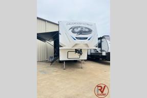 New 2022 Forest River RV Cherokee Arctic Wolf 287BH Photo