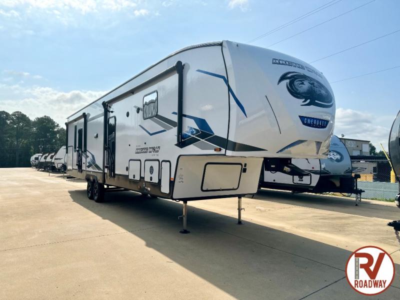 New 2024 Forest River RV Cherokee Arctic Wolf Suite 3770 Fifth Wheel at ...