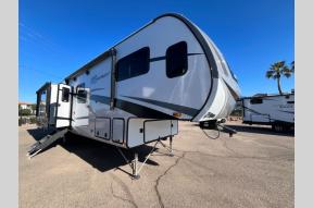 New 2024 Highland Ridge RV Roamer 354MBH Photo