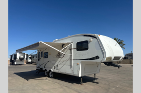 Used 2010 Keystone RV Cougar 276RLS Photo