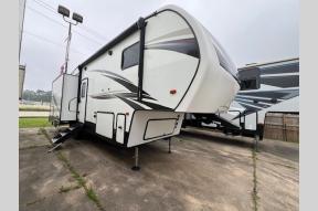 Used 2019 Forest River RV Wildcat 290RL Photo