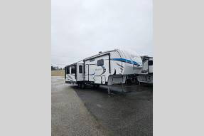 Used 2023 Forest River RV Wildcat 333 RL Photo