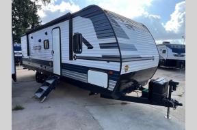 Used 2021 CrossRoads RV Zinger Lite ZR270BH Photo