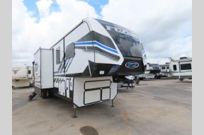 Used 2023 Keystone RV Fuzion 421 Photo