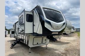 New 2024 Keystone RV Montana High Country 377FL Photo