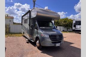 Used 2019 Winnebago Vita 24P Photo