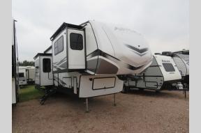 Used 2023 Dutchmen RV Astoria 3803FLP Photo