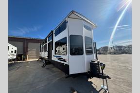 Used 2023 Forest River RV Salem Grand Villa 42VIEW Photo
