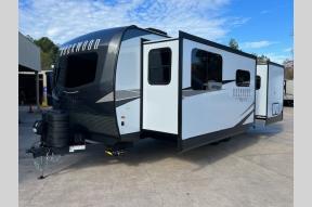 New 2024 Forest River RV Rockwood Ultra Lite 2608BS Photo
