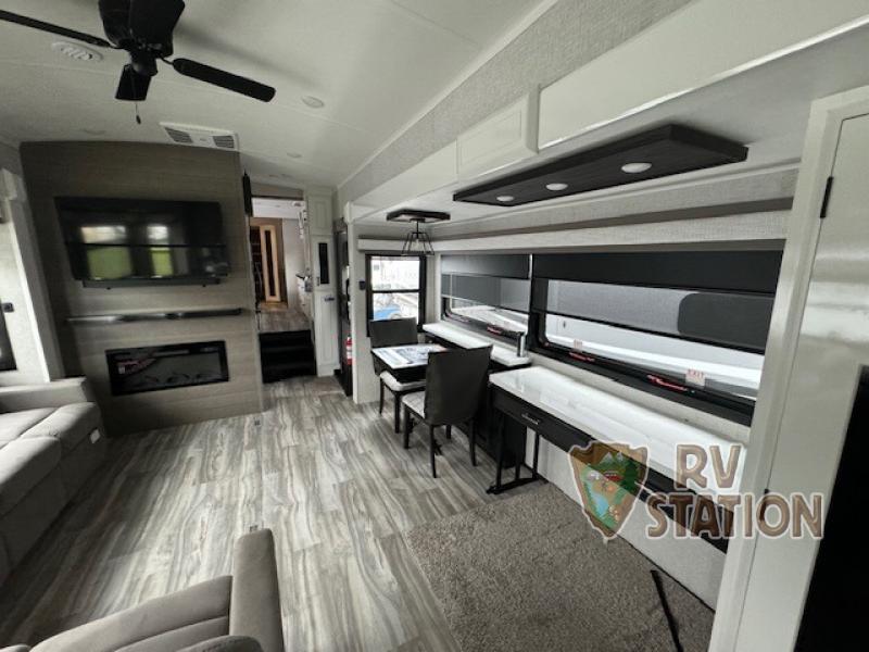 New 2024 Jayco Pinnacle 36FBTS Fifth Wheel at RV Station Group