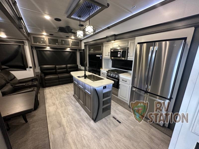 New 2023 Keystone RV Montana 3121RL Fifth Wheel at RV Station Group
