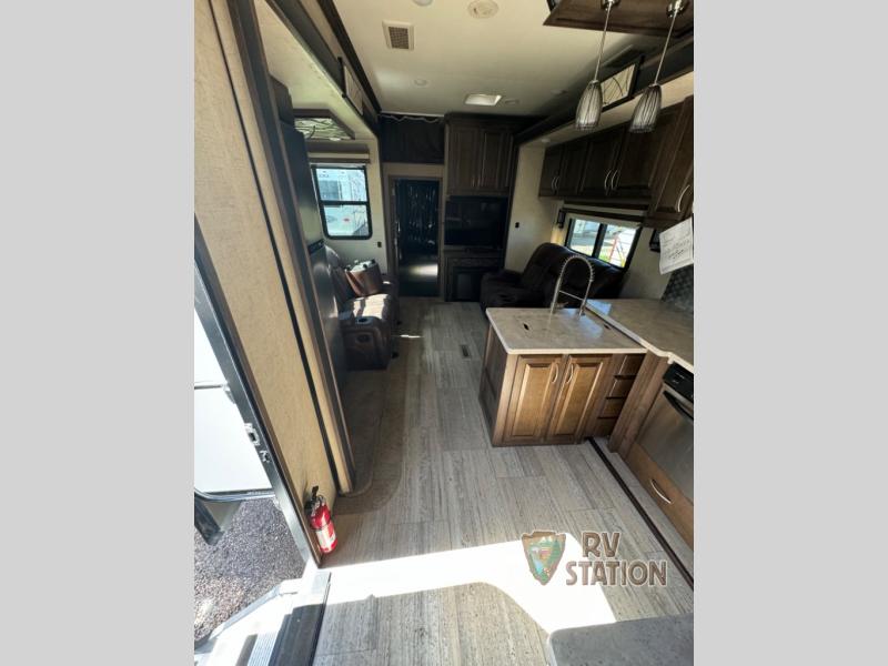 Used 2017 KZ Venom 4111TK Toy Hauler Fifth Wheel at RV Station Group ...