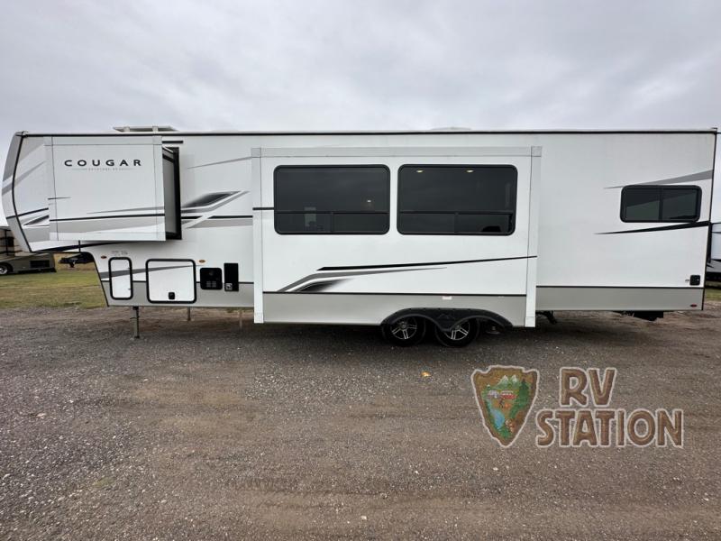 Keystone Cougar RV