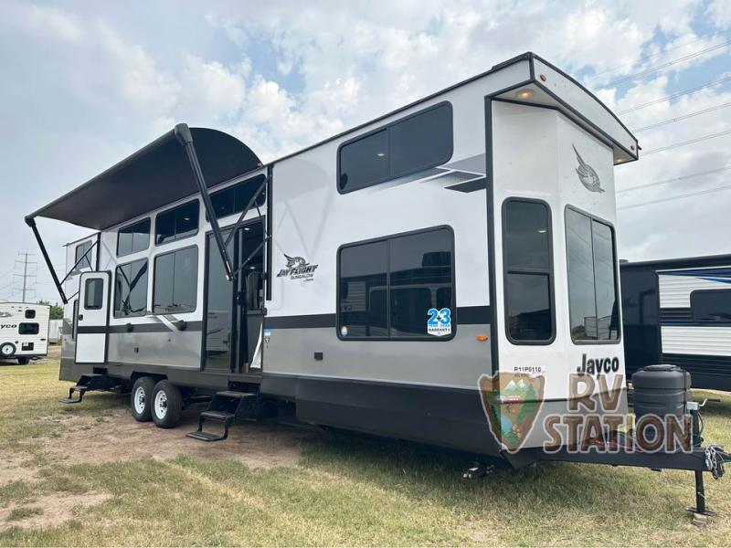 New 2024 Jayco Jay Flight Bungalow 40LSDL Travel Trailer at RV Station ...