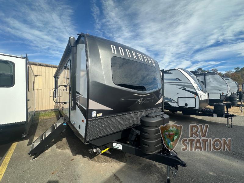 Rockwood Signature RV