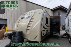 Used 2017 CrossRoads RV Sunset Trail Grand Reserve ST26BB Photo