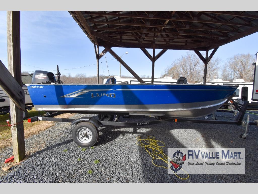 New Fishing Boat! Lund 1600 Fury (frozen from the long drive to