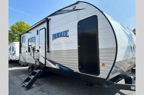 Used 2021 Forest River RV Vengeance Rogue 21V Photo