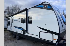 New 2024 Coachmen RV Freedom Express Ultra Lite 258BHS Photo