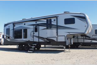 New 2023 Eclipse Iconic Wide Lite 2919CK Photo