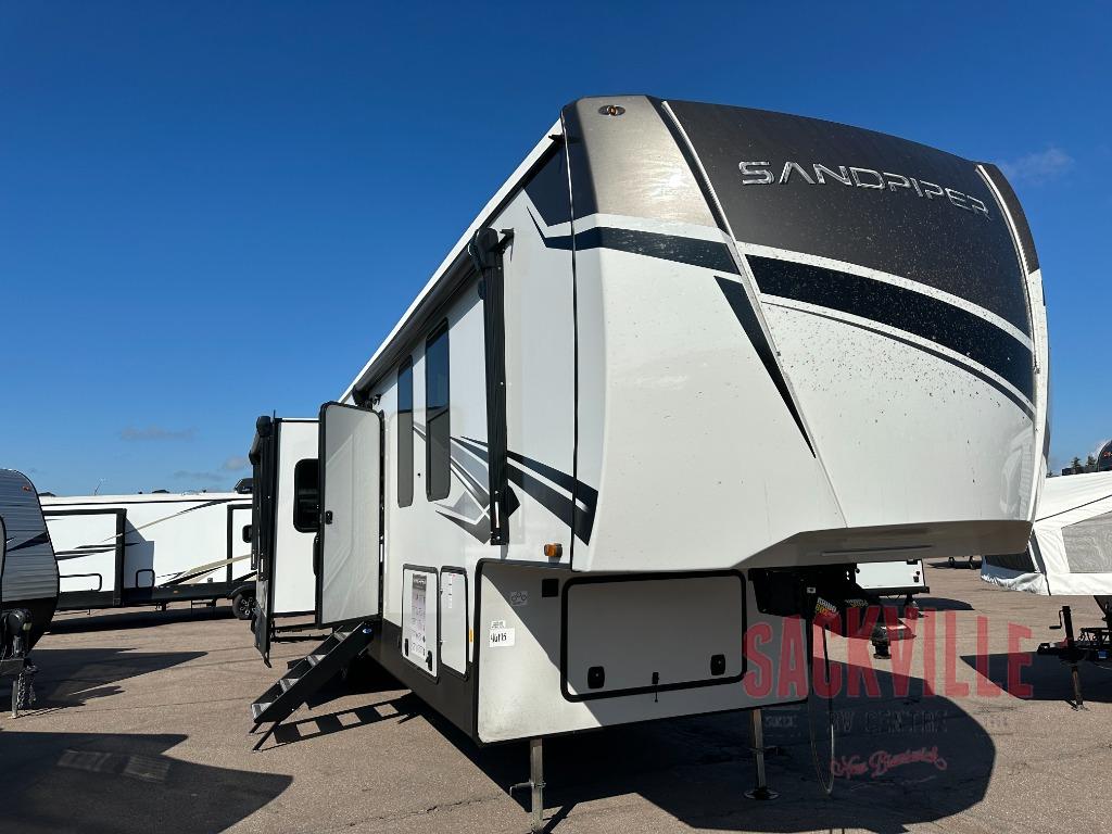 New 2024 Forest River RV Sandpiper 4002FB Fifth Wheel at Sackville RV