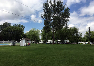 Happy Green Acres Campground - swimming pool