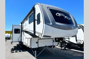 New 2022 Highland Ridge RV Roamer RF294RLS Photo