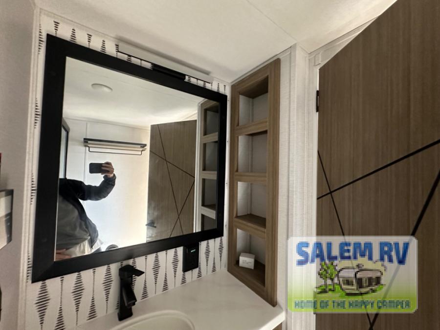 New 2025 Forest River RV Salem Grand Villa 42VERANDA Destination ...