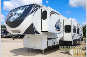 Used 2014 Keystone RV Avalanche 341TG Photo