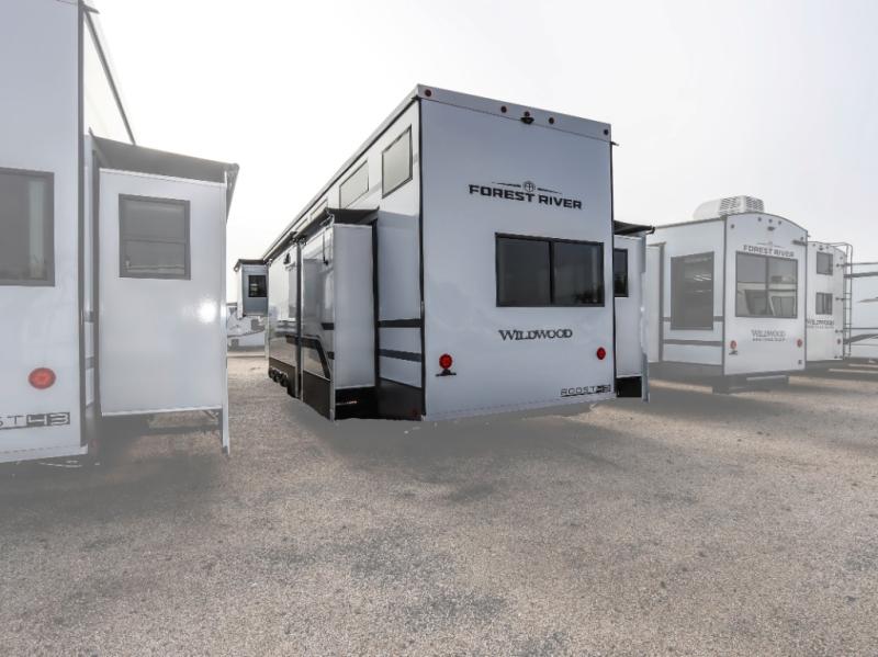 New 2025 Forest River RV Wildwood Heritage Glen ROOST43 Fifth