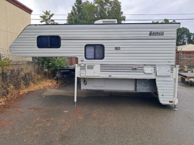 Used 2001 Lance Lance Lite 915