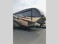 Used 2014 Forest River RV Cardinal 3450RL Photo